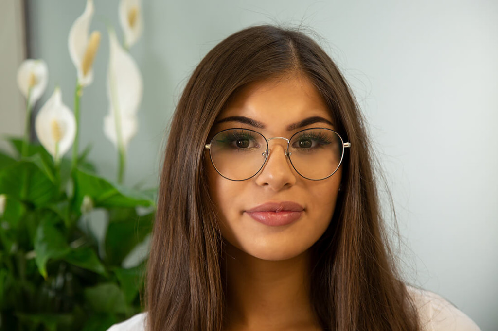 Frauenärztin Weinheim Dr. Kudlich – Team – Frau Sümeyye Erdogan Team - Frauenärztin Weinheim - Dr. medic. Ioana Kudlich - Portrait Mitarbeiterin